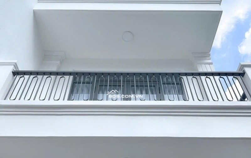 Cần bán nhà mới xây kiên cố huỳnh thúc kháng phường Xuân Hương đà lạt cách trung tâm hành chính 400m