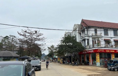 Bán gấp lô 150m2 mặt trục chính kinh doanh ngay trung tâm thị trấn