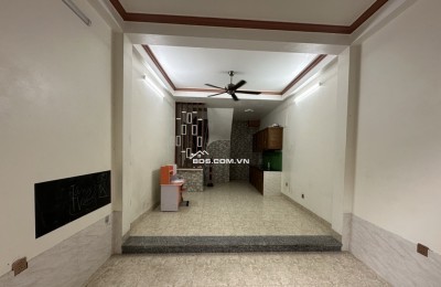 NHÀ ĐẸP, DỆN TÍCH RỘNG, GIÁ TỐT NGÕ RỘNG CỰC NÔNG – PHÚC LỢI LONG BIÊN