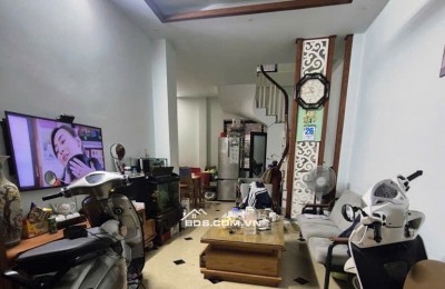 CC BÁN NHÀ TRƯƠNG ĐỊNH  DT 45m2 x 5T- HƠN 9 TỶ- NGÕ 3 GÁC NÔNG RỘNG THOÁNG  KHU TRUNG TÂM ĐẮC ĐỊA!