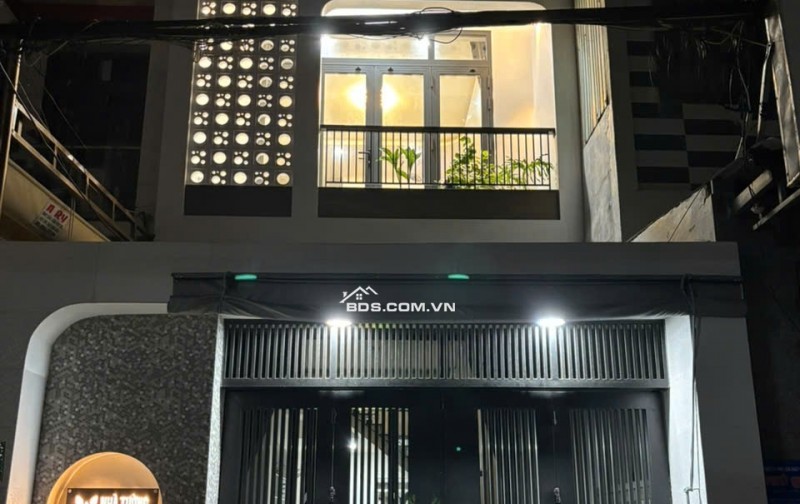 Nhà 3 Tầng Chính Chủ Cần Bán Gấp Tại Đường Trần Hưng Đạo, Phường Đống Đa,  TP. Quy Nhơn.