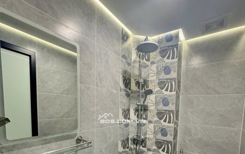 Bán nhà Ôtô tránh Phố Minh Khai, Đối Chung Cư 65m2/ 5Tầng, MT 4m 31.5 Tỷ, KD đỉnh