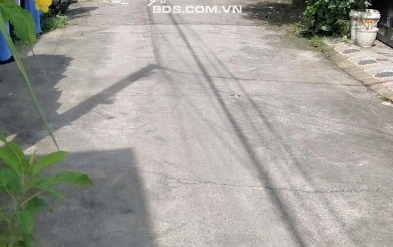 BÁN NHÀ GIÁ TỐT – TRUNG TÂM DĨ AN