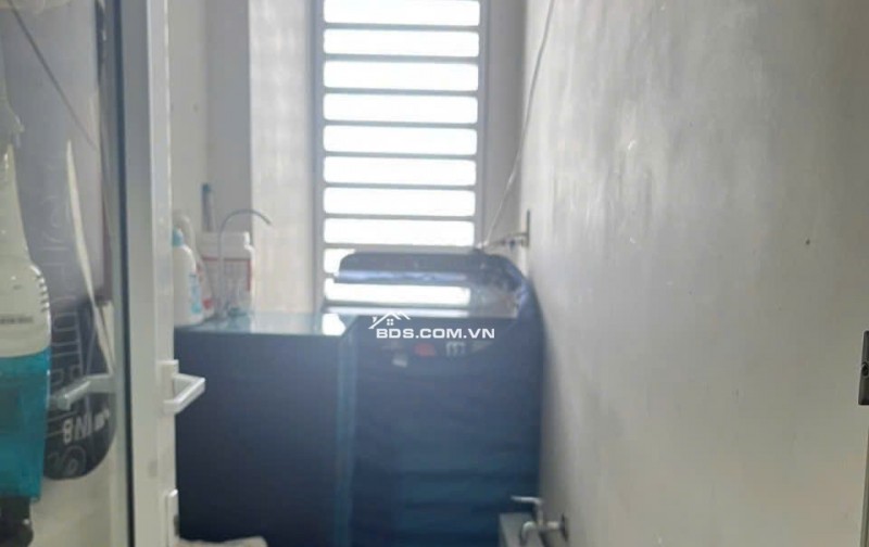 Chung cư Phúc yên, Phan Huy Ích, P15, TB, 80m2, 2PN, 2PN, 10tr/tháng.