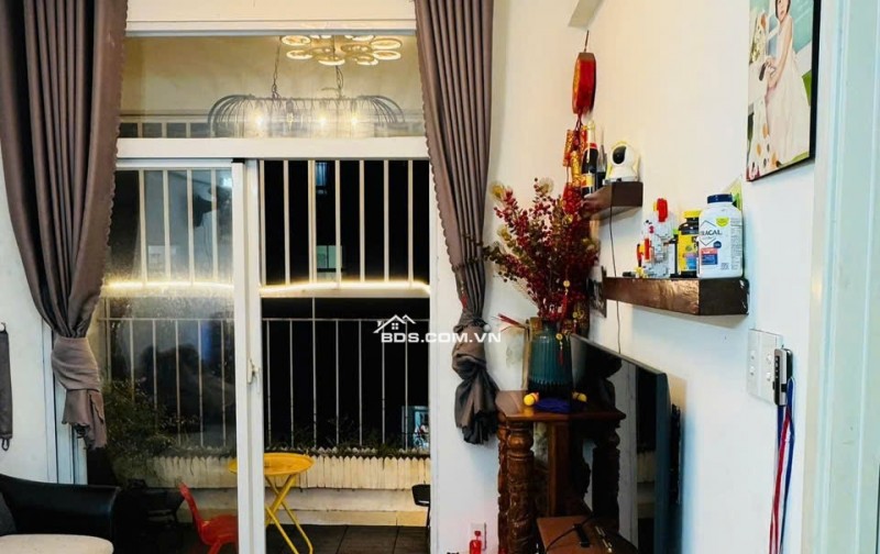 Chung cư Screc Tower, Trường Sa, Q3: 10tr5/th, Nội thất đẹp, 1p ngủ, 1wc