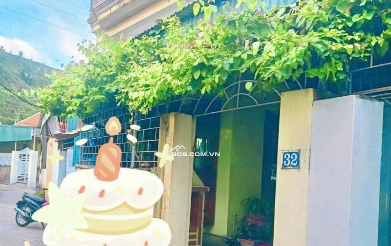 Bán gấp nhà 2 tầng kiên cố – ô tô đỗ cửa