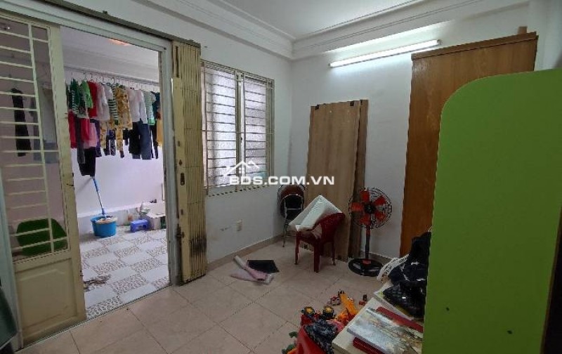 Bán nhà Cmt8 Quận 3,  hẻm ôto, ngay khu metro sau này, gần chợ Hoà Hưng