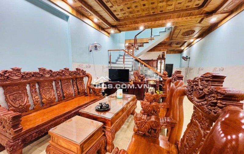 MẶT TIỀN KINH DOANH TRƯƠNG VĂN VĨNH – TRUNG TÂM DĨ AN