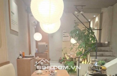 BÁN NHÀ  MẶT TIỀN P. NGUYỄN CƯ TRINH – DÒNG TIỀN 600 TR/N- 4TẦNG- SỔ VUÔNG VỨC ,HOÀN CÔNG ĐỦ ,MT49