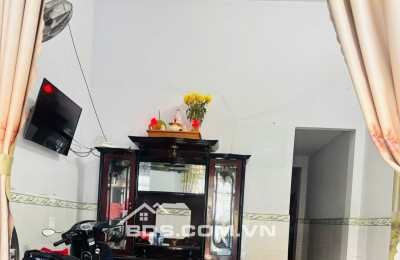 BÁN NHÀ GIÁ TỐT – TRUNG TÂM DĨ AN