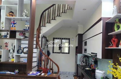Siêu hiếm! Bán nhà Ngô Thì Nhậm - Hà Đông. 55m2 x 3 tầng, MT 6,5m chỉ 10 tỷ. Ô tô đỗ cửa