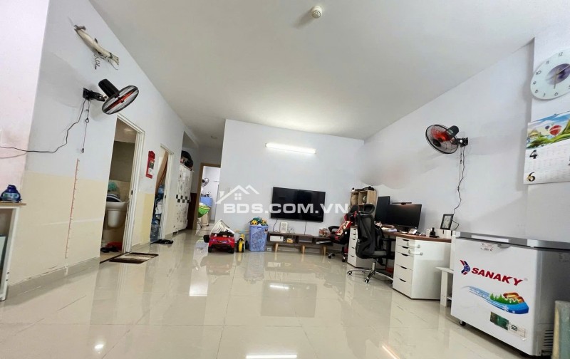 100m2, 13tr/th, 3PN, 2WC,  Nội thất, 10A Trần Nhật Duật, Tân Định, Q1.