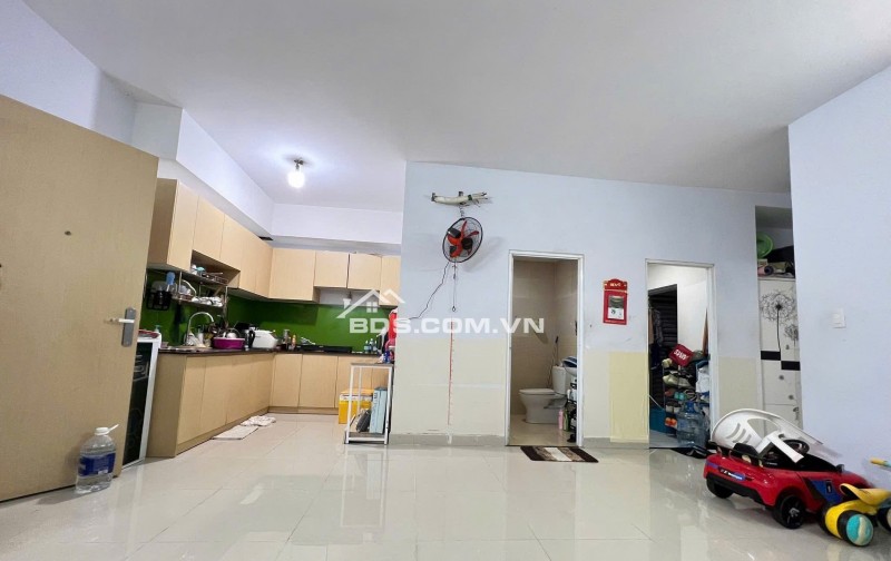 100m2, 13tr/th, 3PN, 2WC,  Nội thất, 10A Trần Nhật Duật, Tân Định, Q1.