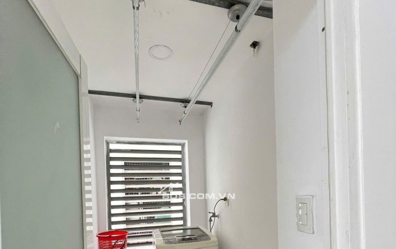 100m2, 13tr/th, 3PN, 2WC,  Nội thất, 10A Trần Nhật Duật, Tân Định, Q1.