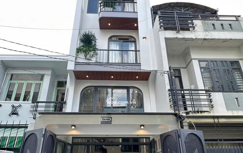 Siêu phẩm căn nhà phố full nội thất trệt lửng 3 lầu ngay Phan Huy Ích, P15, Tân Bình