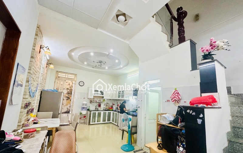 NHÀ ĐẸP QUANG TRUNG – P.THÔNG TÂY HỘI (P.8 CŨ) – GÒ VẤP  DT: 4x15.5m  Kết cấu: 1 trệt 3 lầu (4 tầng), 4PN, 5WC riêng từng